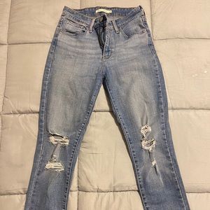 LEVI’S JEANS